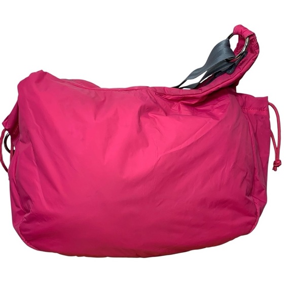 Puma Retro Sport Nylon Crossbody Hot Pink Shoulder Bag Ajustable Strap Tote Y2K - Picture 3 of 15
